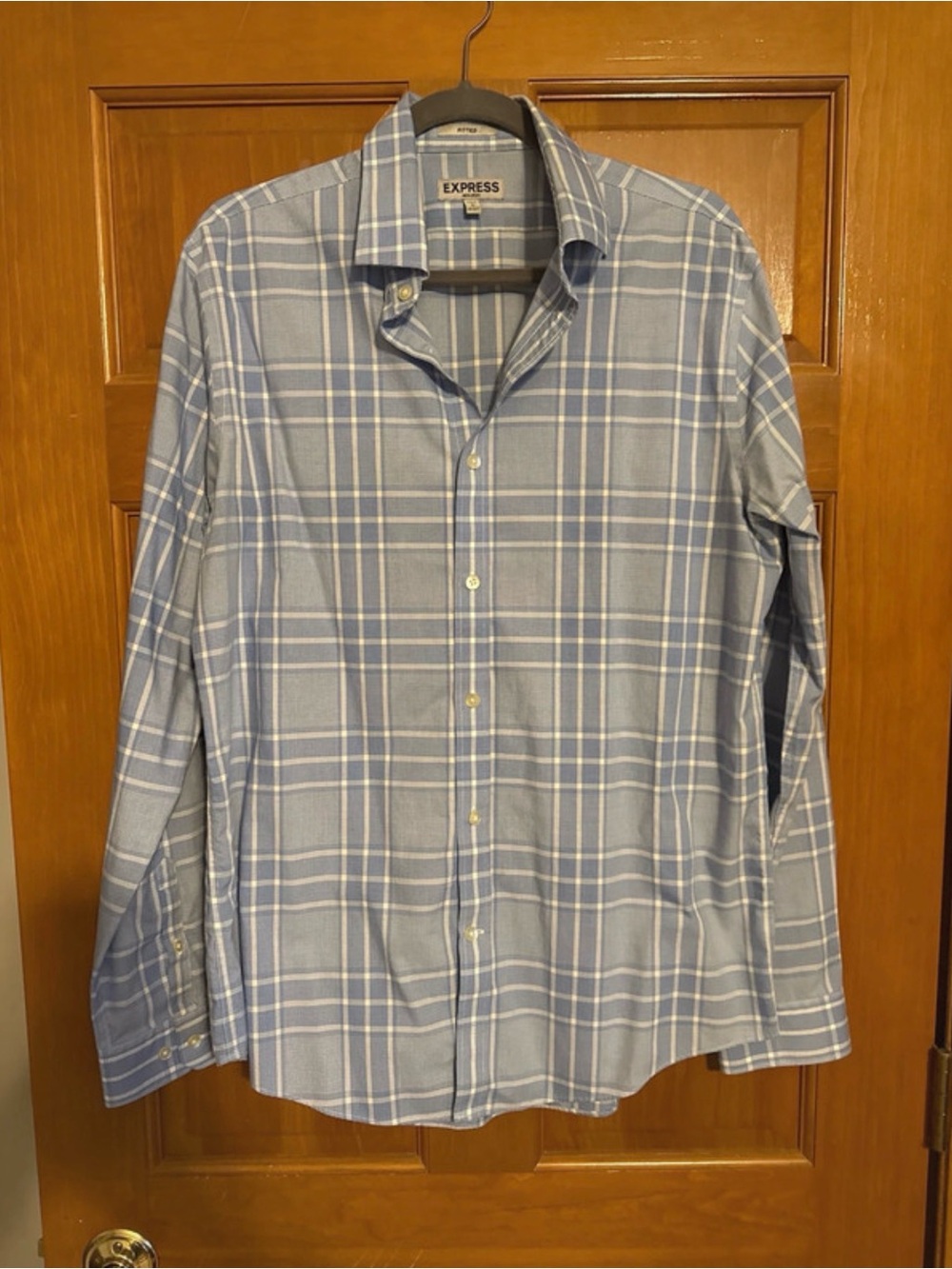 Men’s express checkered button down size L